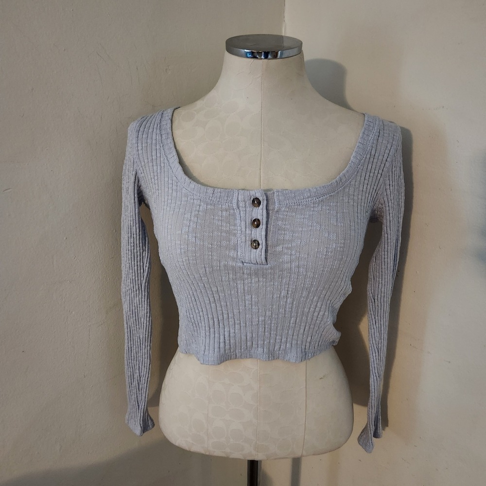 Forever 21‎ Ribbed Long Sleeve Crop Top Pastel Blue Scoop Neck Small
